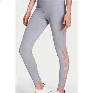 Victoria’s Secret Knockout Right sz L